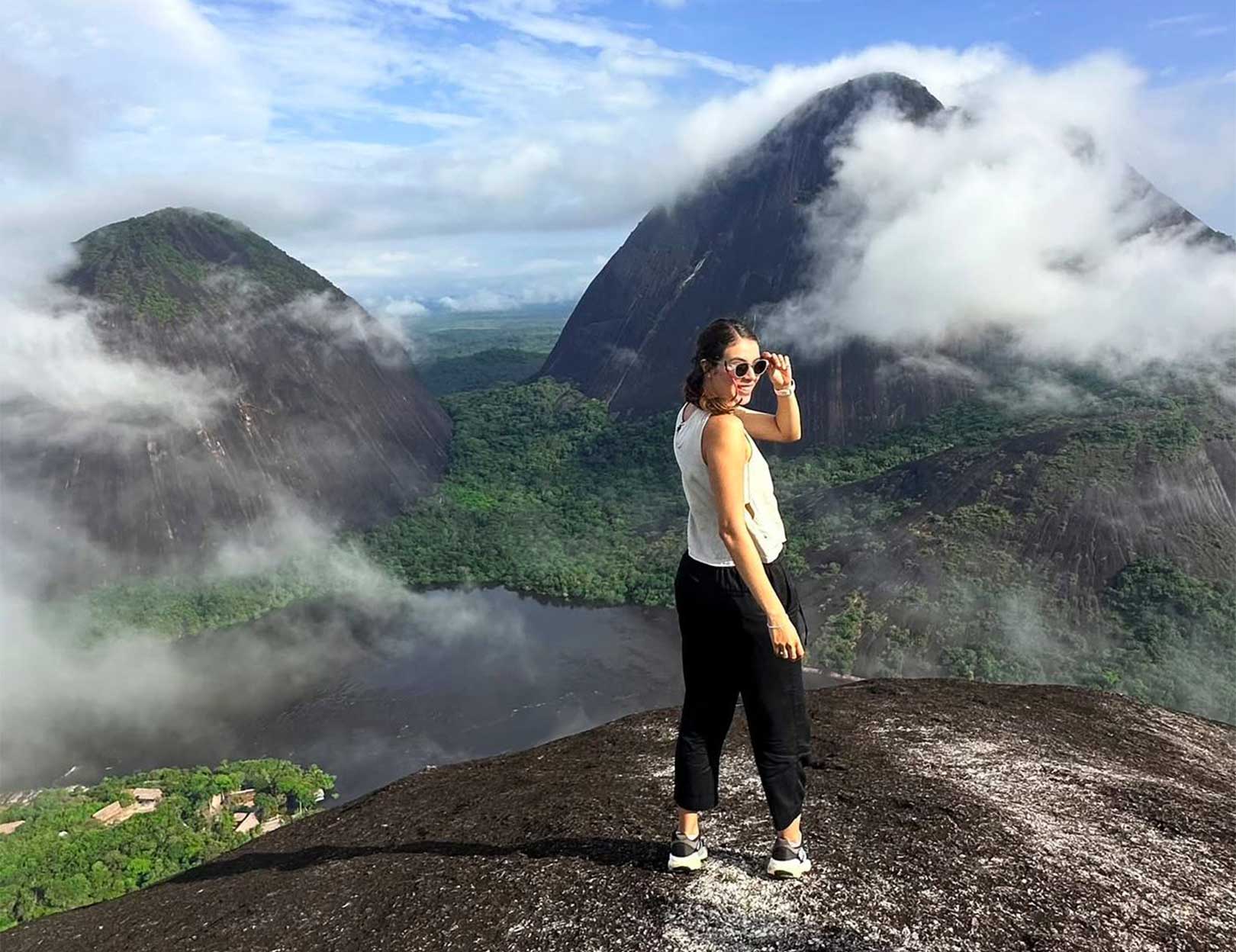Tour a los Cerros de Mavecure 4 Días | Planes en Guainía